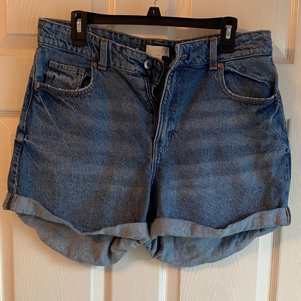 H&M Classic Blue Jean Shorts